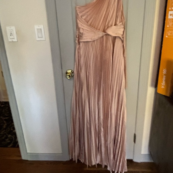 ONE SHOULDER DRESS- never worn - beautiful for wedding guest or bridal party - Picture 1 of 9